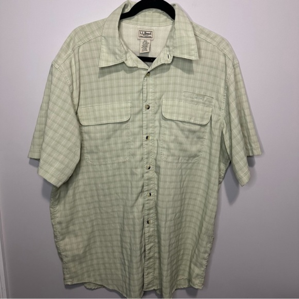 Men’s L.L. Bean Size Large Plaid Coolmax Vented‎ Short Sleeve Button Down Shirt